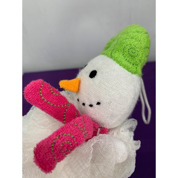 Pier One Imports 8 inch Bath Scrubbing Terry Cloth Snowman green hat pink scarf - Picture 8 of 9